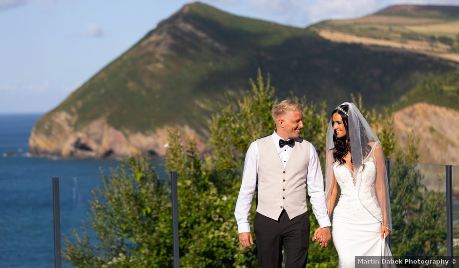 Adam and Lyndsey's Wedding in Ilfracombe, Devon