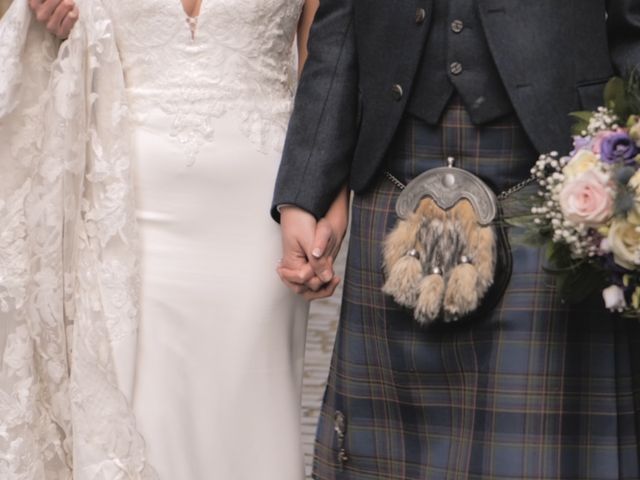 Greg and Claire&apos;s Wedding in Edinburgh, Lothian &amp; Borders 5