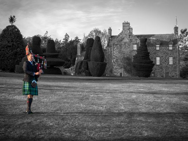 Chris and Siobhan&apos;s Wedding in Dundee, Fife &amp; Angus 1