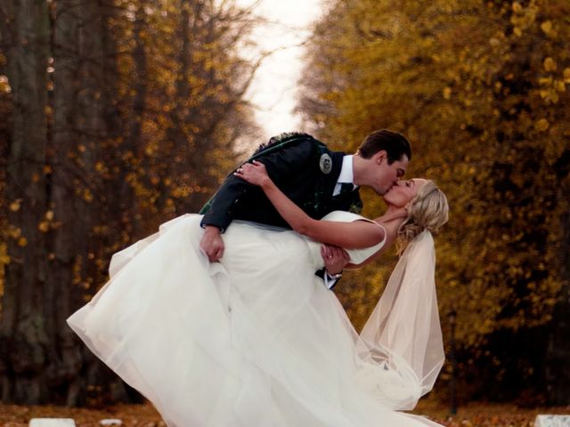 Jonathan and Charlotte's Wedding in Edinburgh, Lothian &amp; Borders 4