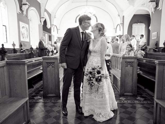 Scott and Harriet&apos;s Wedding in Ipswich, Suffolk 21