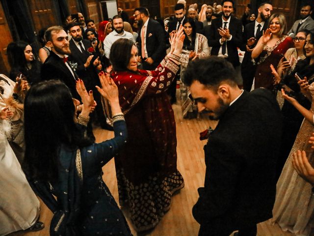 Ahsam and Nadiya&apos;s Wedding in Hornchurch, Essex 26