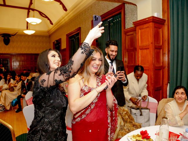 Ahsam and Nadiya&apos;s Wedding in Hornchurch, Essex 43