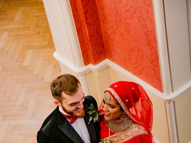 Ahsam and Nadiya&apos;s Wedding in Hornchurch, Essex 45