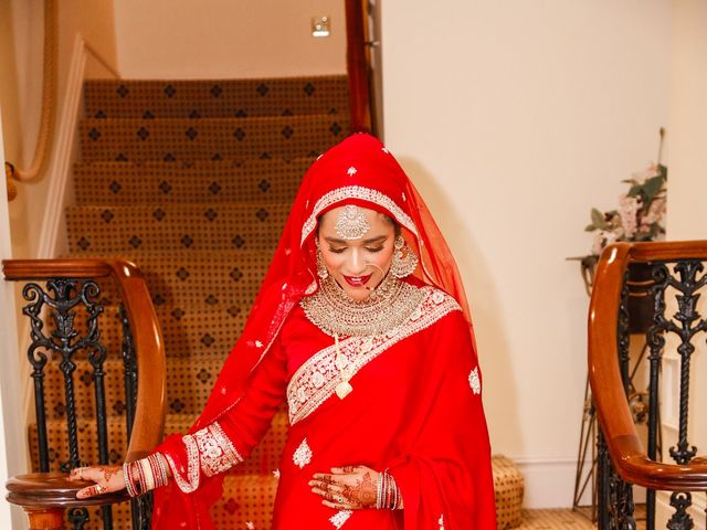 Ahsam and Nadiya&apos;s Wedding in Hornchurch, Essex 57