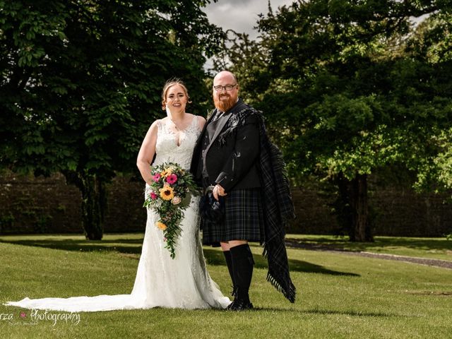 Garry  and Amber &apos;s Wedding in Edinburgh, Lothian &amp; Borders 17