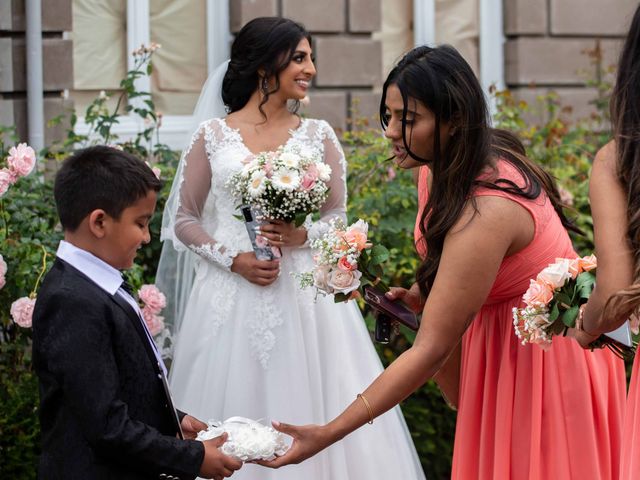 Arun and Kavitha&apos;s Wedding in Twickenham, Middlesex 19