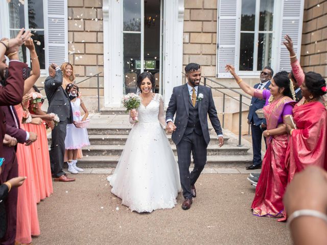 Arun and Kavitha&apos;s Wedding in Twickenham, Middlesex 42