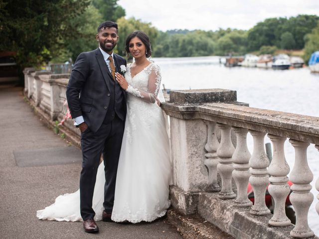 Arun and Kavitha&apos;s Wedding in Twickenham, Middlesex 56