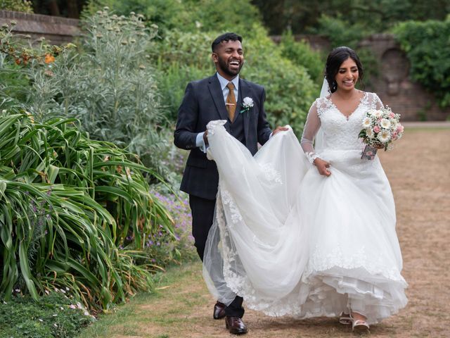 Arun and Kavitha&apos;s Wedding in Twickenham, Middlesex 75