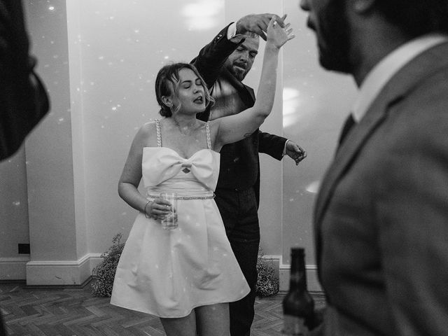 Alex and Silvia&apos;s Wedding in Richmond Upon Thames, South West London 36