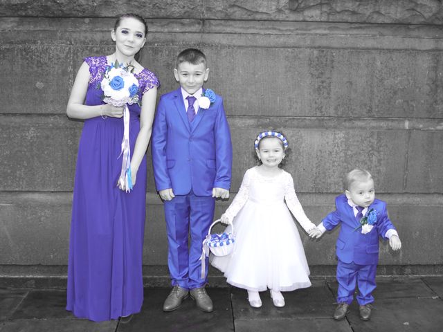 Darren and Kirsty&apos;s Wedding in Bolton, Greater Manchester 8