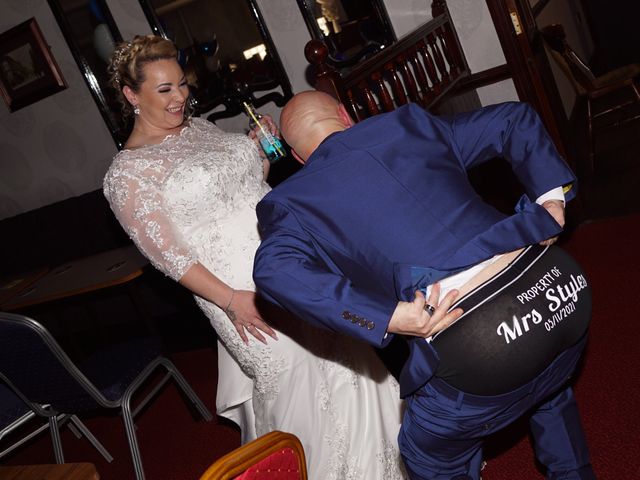 Darren and Kirsty&apos;s Wedding in Bolton, Greater Manchester 21