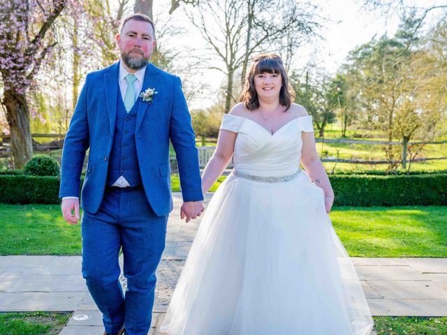 Chris and Lianne's Wedding in Colchester, Essex 25