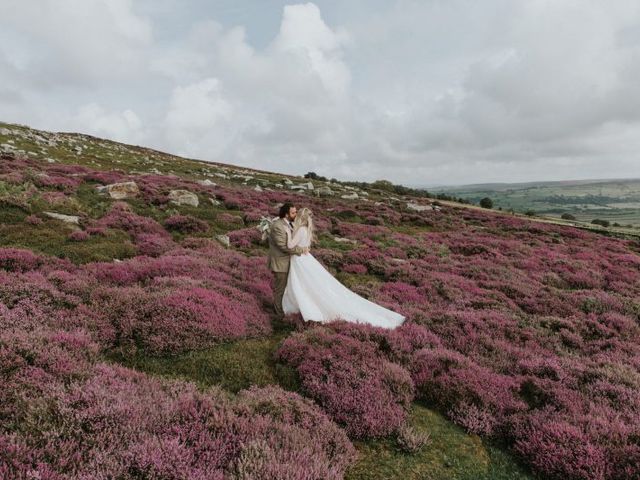 Hannah&apos;s and Jayke&apos;s Wedding in York, North Yorkshire 8