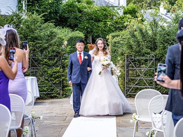Yichen and Mia&apos;s Wedding in Richmond, Surrey 11