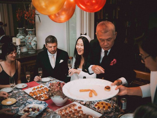 Damien and Maggie&apos;s Wedding in Marylebone, West Central London 11