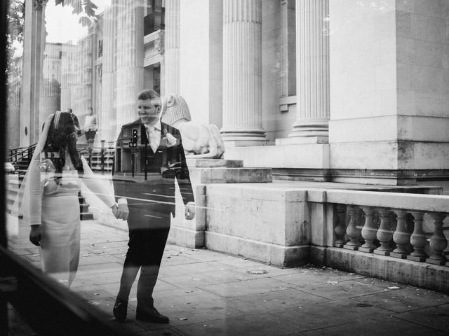 Damien and Maggie&apos;s Wedding in Marylebone, West Central London 19