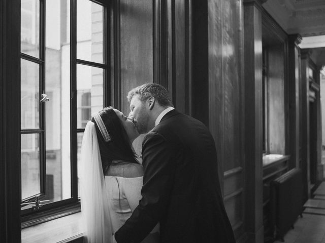 Damien and Maggie&apos;s Wedding in Marylebone, West Central London 39