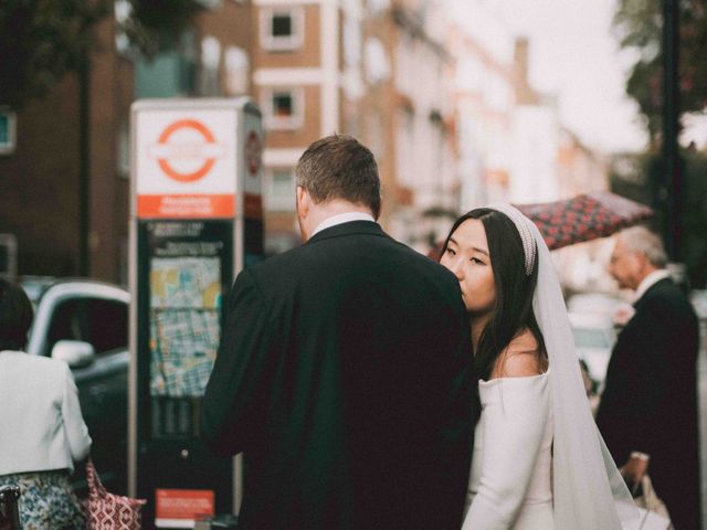 Damien and Maggie&apos;s Wedding in Marylebone, West Central London 44
