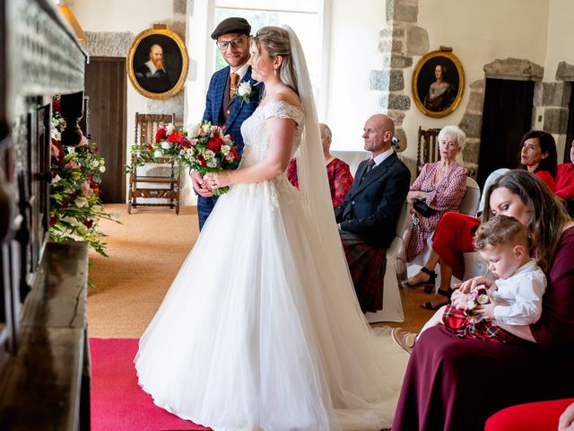 Roy and Alison's Wedding in Inverurie, Aberdeen &amp; Deeside 4