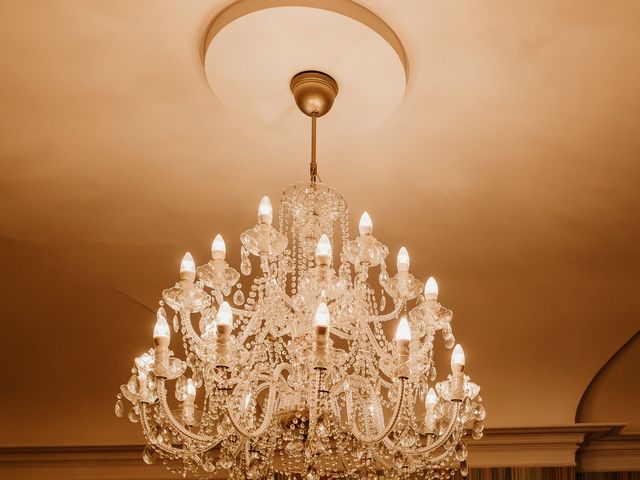 Daniel and Lyndsey's Wedding in Christchurch, Dorset 4