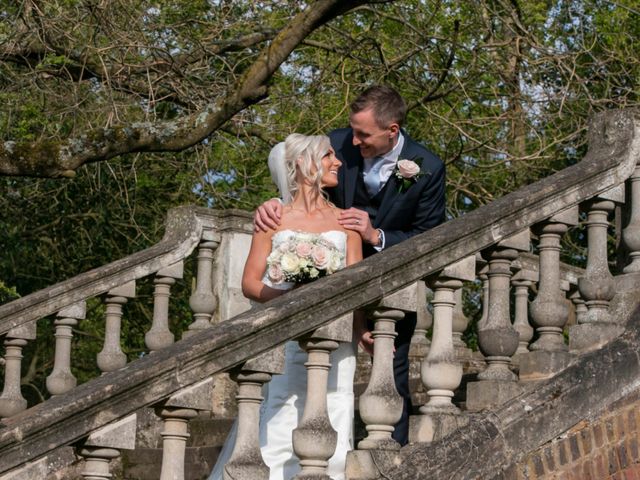 Stuart and Emma&apos;s Wedding in Twickenham, Middlesex 28