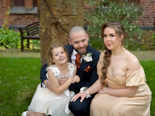 Joanne and Danny's Wedding in Manchester, Greater Manchester 21
