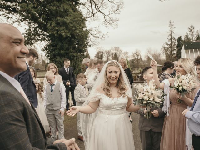 Oliver and Sasha&apos;s Wedding in Shrewsbury, Shropshire 4