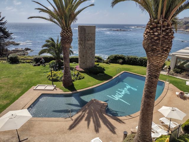 Claudio and Charlotte's Wedding in Malmesbury, Wiltshire 8