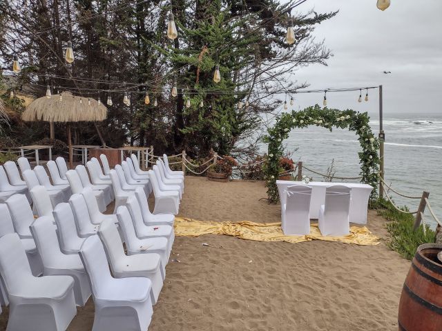 Claudio and Charlotte's Wedding in Malmesbury, Wiltshire 9