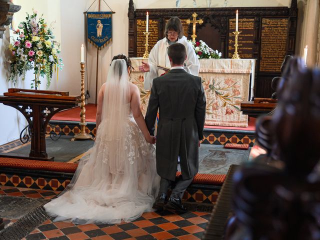 Chris and Paige&apos;s Wedding in Bude, Cornwall 29