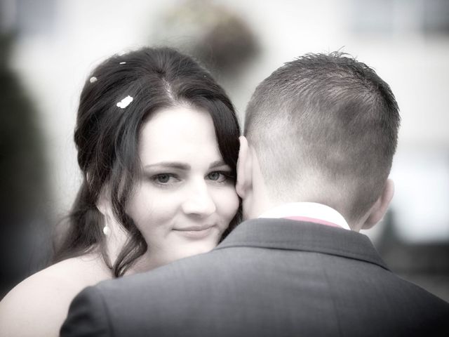 Carl and Rebecca&apos;s Wedding in Barnsley, South Yorkshire 3