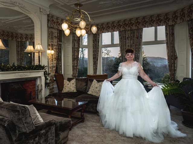Aaron and Donna&apos;s Wedding in Windermere, Cumbria 19