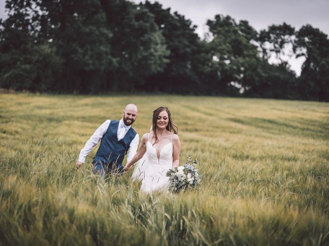 Scott and Tabitha&apos;s Wedding in Lutterworth, Leicestershire 10