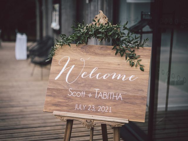 Scott and Tabitha&apos;s Wedding in Lutterworth, Leicestershire 19