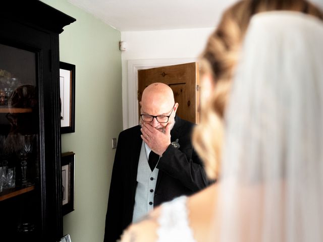 Steve and Catherine&apos;s Wedding in Kingston Upon Hull, East Riding of Yorkshire 18