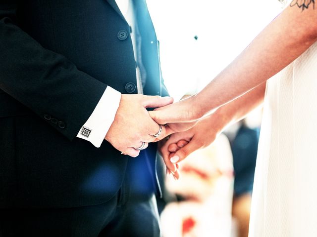 Steve and Catherine&apos;s Wedding in Kingston Upon Hull, East Riding of Yorkshire 32