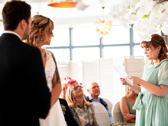 Steve and Catherine&apos;s Wedding in Kingston Upon Hull, East Riding of Yorkshire 35