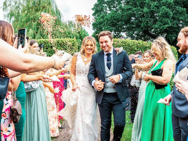 Steve and Catherine&apos;s Wedding in Kingston Upon Hull, East Riding of Yorkshire 54