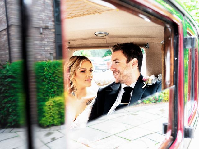 Steve and Catherine&apos;s Wedding in Kingston Upon Hull, East Riding of Yorkshire 79