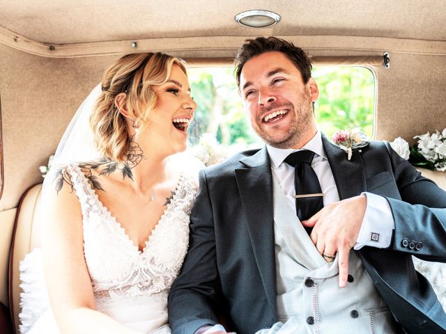 Steve and Catherine&apos;s Wedding in Kingston Upon Hull, East Riding of Yorkshire 80