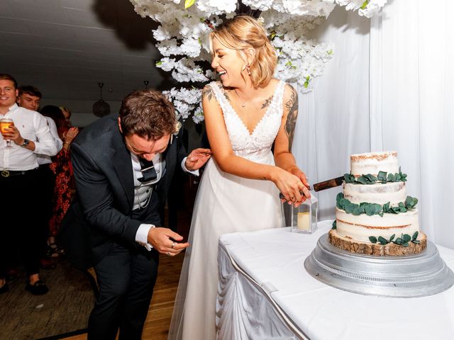Steve and Catherine&apos;s Wedding in Kingston Upon Hull, East Riding of Yorkshire 104