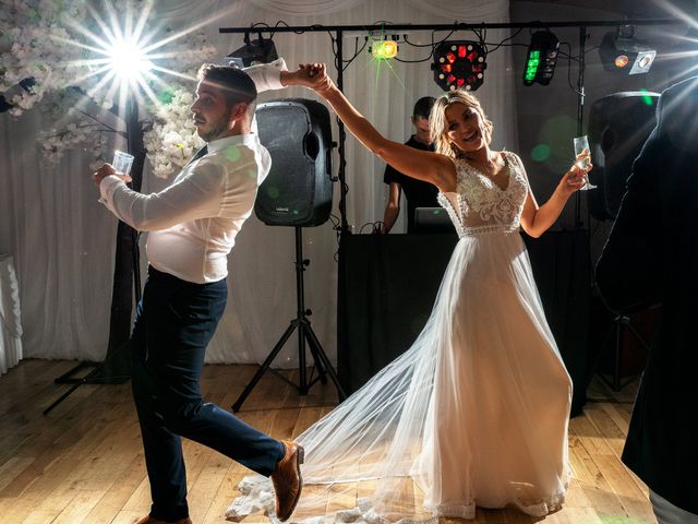 Steve and Catherine&apos;s Wedding in Kingston Upon Hull, East Riding of Yorkshire 118