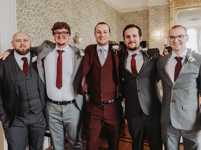 Harry and Leah&apos;s Wedding in Tynemouth, Tyne &amp; Wear 4