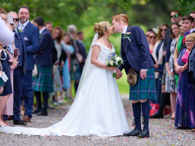 Stuart and Elise&apos;s Wedding in Culloden Inverness, Inverness 31