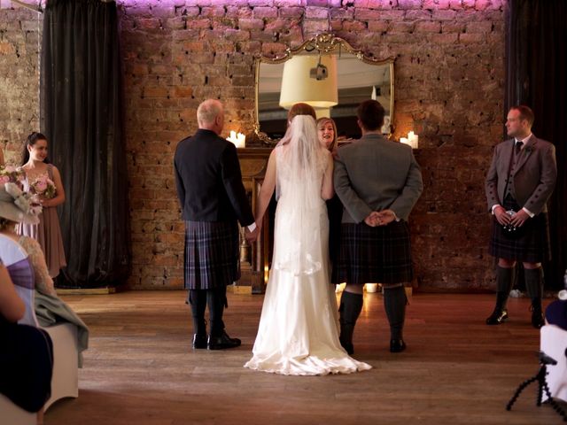 Aaron and Vicki's Wedding in Lanarkshire, Central &amp; Glasgow 11