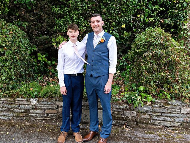 Gareth and Carolyn's Wedding in Newport, Cardiff 11