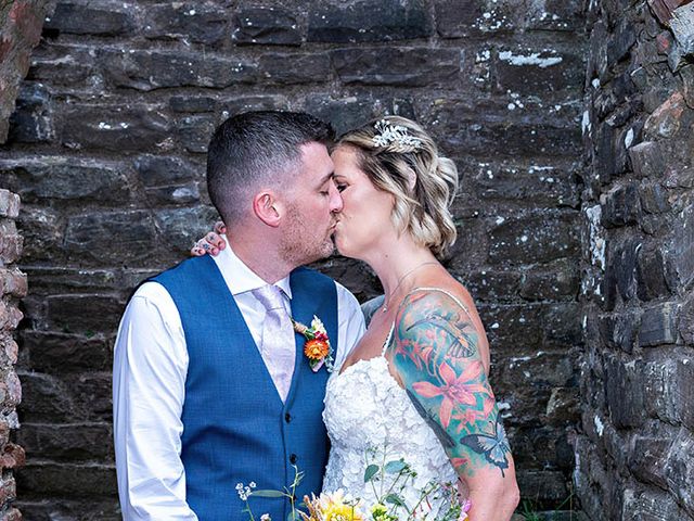 Gareth and Carolyn's Wedding in Newport, Cardiff 290