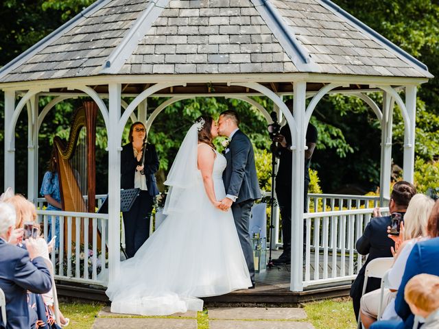 Samatha and Harley&apos;s Wedding in Wilmington, Kent 17